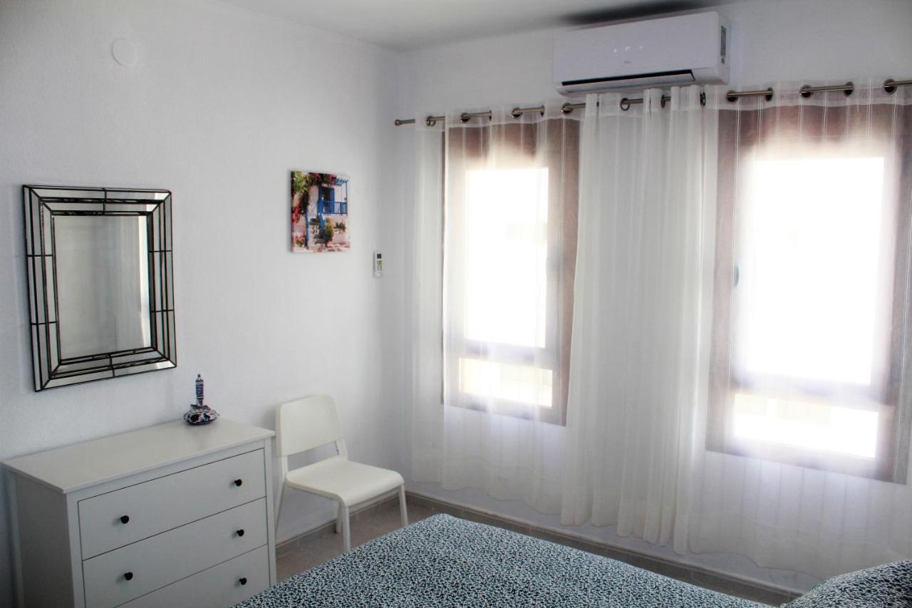 Elizabeth Beach Apartment With Seaviews! Торремолінос Екстер'єр фото