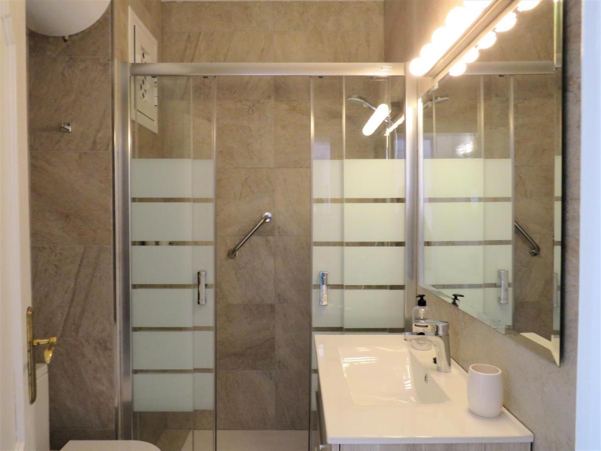 Elizabeth Beach Apartment With Seaviews! Торремолінос Екстер'єр фото