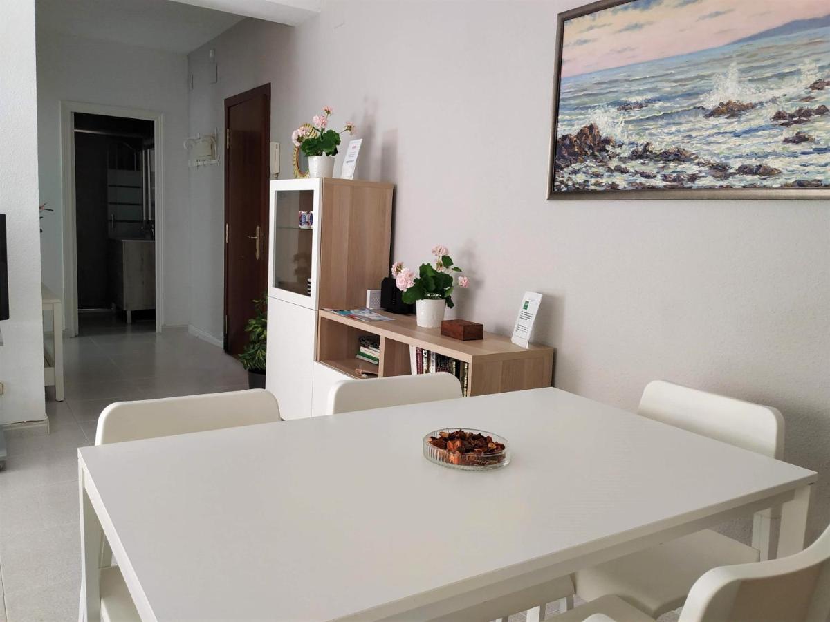 Elizabeth Beach Apartment With Seaviews! Торремолінос Екстер'єр фото